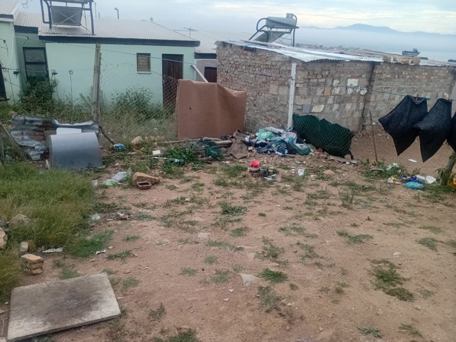2 Bedroom Property for Sale in Kwanonqaba Western Cape